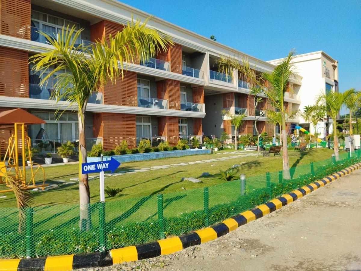 Palm Resorts Tinsukia Exterior photo